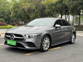 奔驰A级 2021款 A 200 L 运动轿车动感型