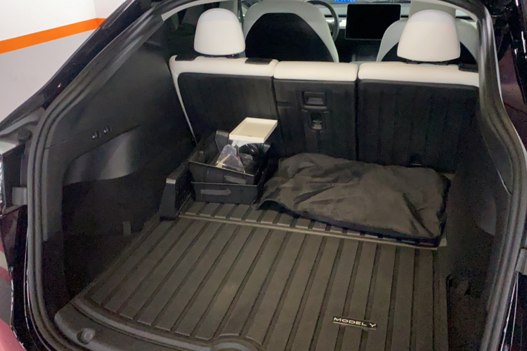 特斯拉 Model Y 2022款 改款 长续航全轮驱动版局部细节23