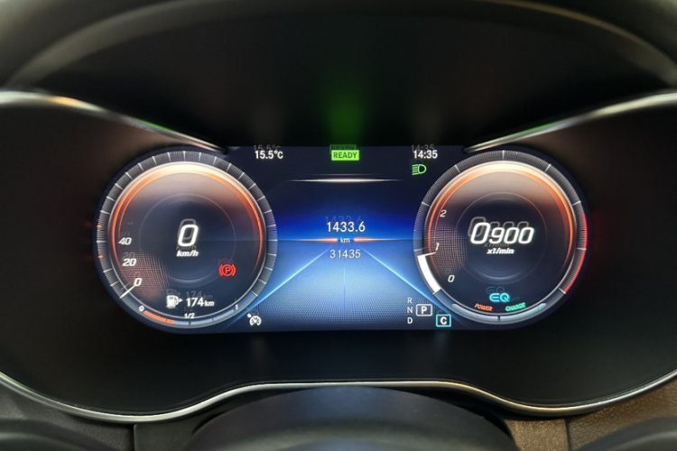 奔驰C级 2020款 C 260 L 运动版中控内饰15