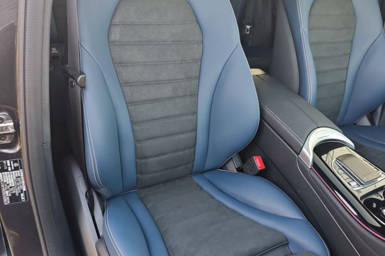 奔驰EQC 2022款 改款 EQC 400 4MATIC中控内饰7006