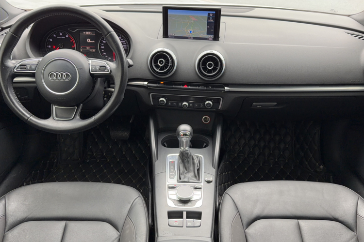 奥迪A3(进口) 2015款 Cabriolet 40 TFSI中控内饰7005