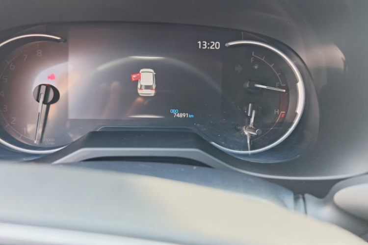 丰田 RAV4荣放 2020款 2.0L CVT两驱尊贵版中控内饰15