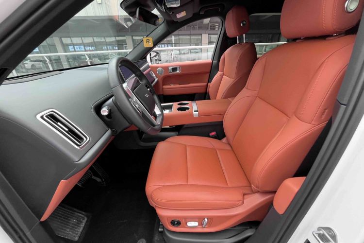 理想汽车 理想L6 2024款 Max中控内饰7001