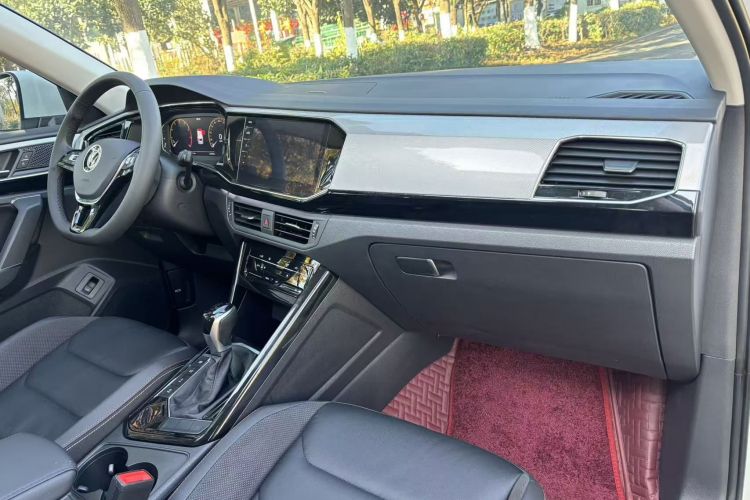 大众 探岳 2021款 330TSI 两驱3周年限量版中控内饰7010