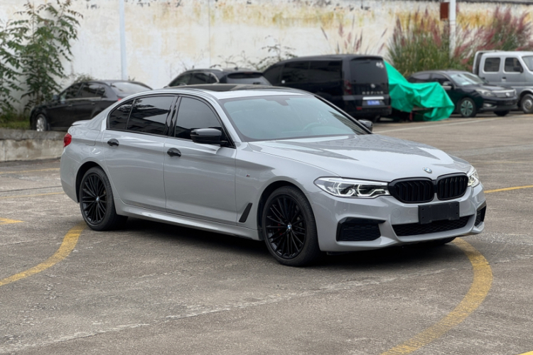 宝马5系 2020款 530Li 领先型 M运动套装车身外观6001