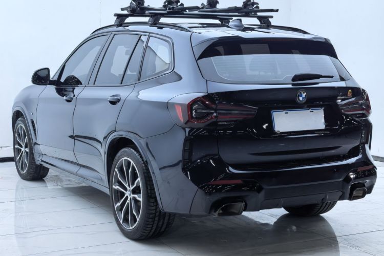 宝马X3 2022款 改款二 xDrive30i 领先型 M曜夜套装车身外观6009