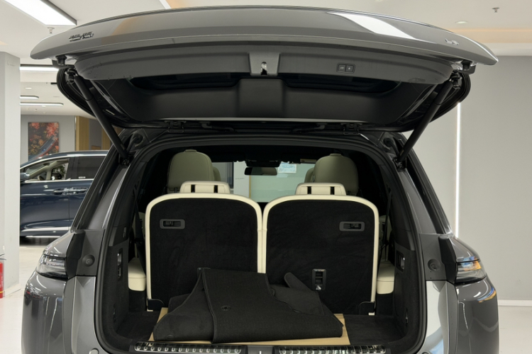 理想汽车 理想L8 2023款 Air车身外观6008