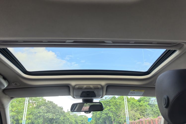 宝马3系 2019款 320Li M运动曜夜版中控内饰7010