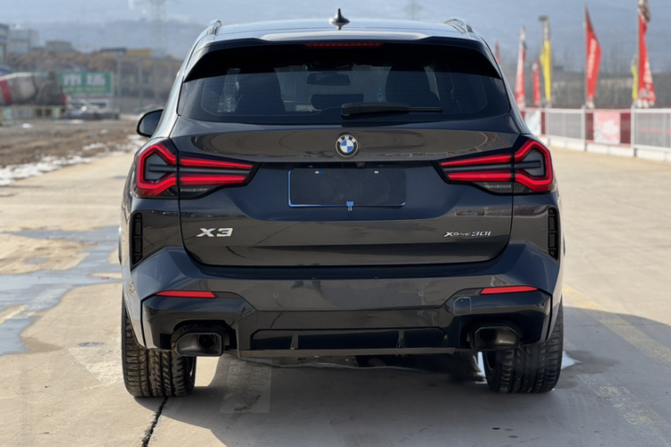 宝马X3 2022款 xDrive30i 领先型 M曜夜套装车身外观6005