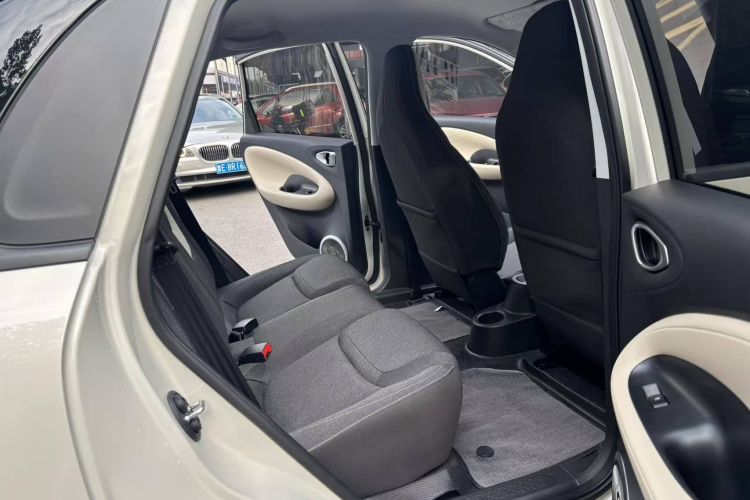 五菱汽车 五菱缤果 2024款 203km 轻享款中控内饰7008