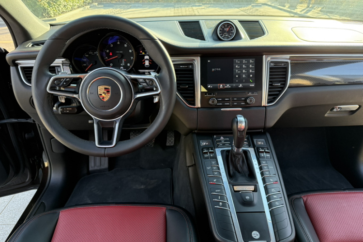 保时捷 2017款  Macan 2.0T中控内饰7004