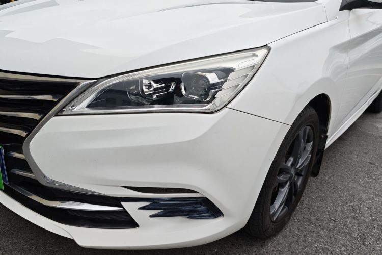 长安 逸动DT 2019款 1.6L 手动舒享型 国VI局部细节36