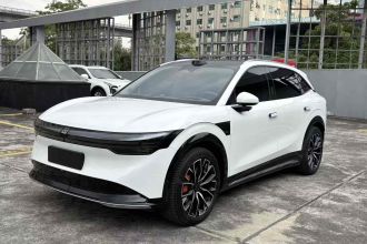 极氪7X 2025款 100kWh 长续航四驱智驾版