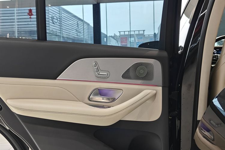 奔驰GLE 2020款 GLE 350 4MATIC 动感型特别版中控内饰7011