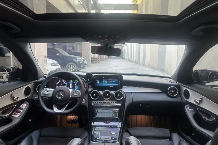 奔驰C级 2020款 改款 C 260 运动版中控内饰7003