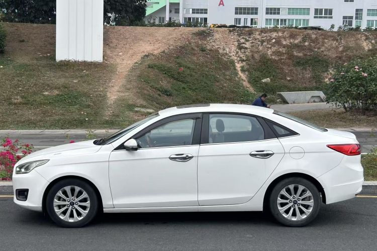 福特 福睿斯 2015款 1.5L 手动时尚型车身外观6003