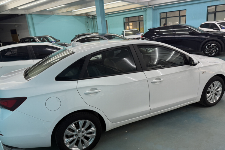 别克 英朗 2019款 15T 双离合互联精英型 国VI车身外观6003