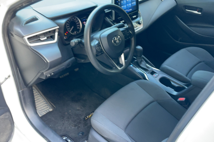 丰田 雷凌 2022款 185T CVT豪华版中控内饰7001