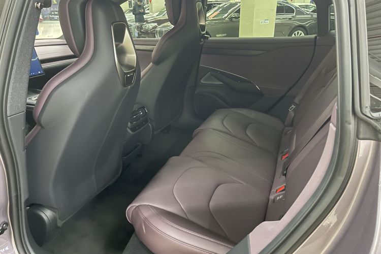 小米汽车 小米SU7 2024款 后驱长续航智驾版中控内饰7003