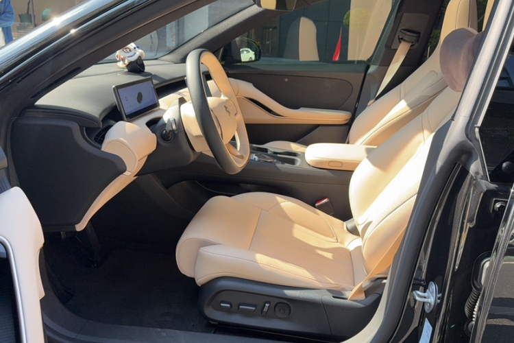 蔚来ET5T 2024款 75kWh Touring局部细节19