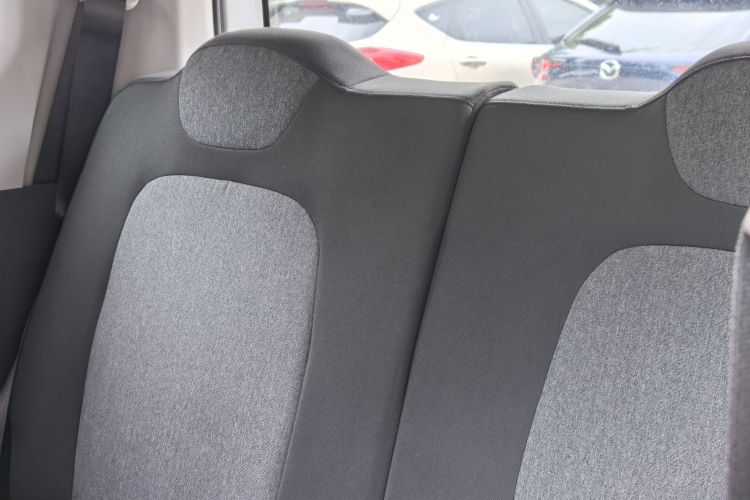 五菱汽车 宏光MINIEV 2021款 马卡龙时尚款 磷酸铁锂车身外观6004