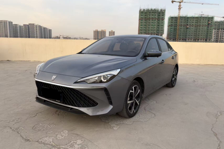 荣威i5 2023款 1.5L CVT尊荣版中控内饰7001