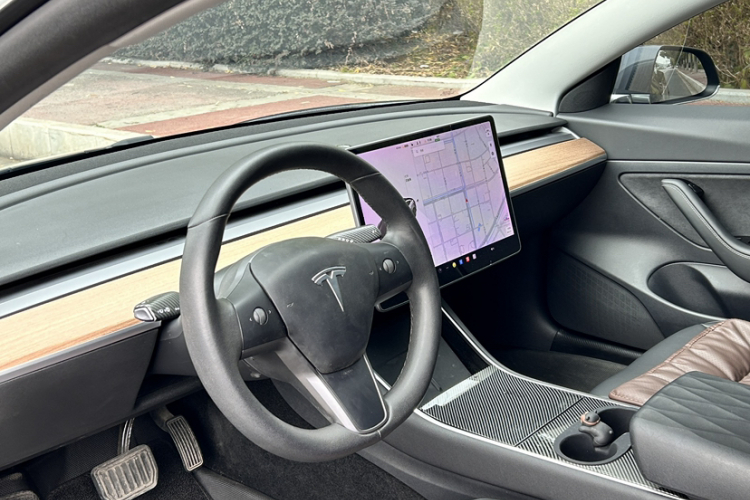 特斯拉 Model 3 2020款 标准续航后驱升级版中控内饰7001