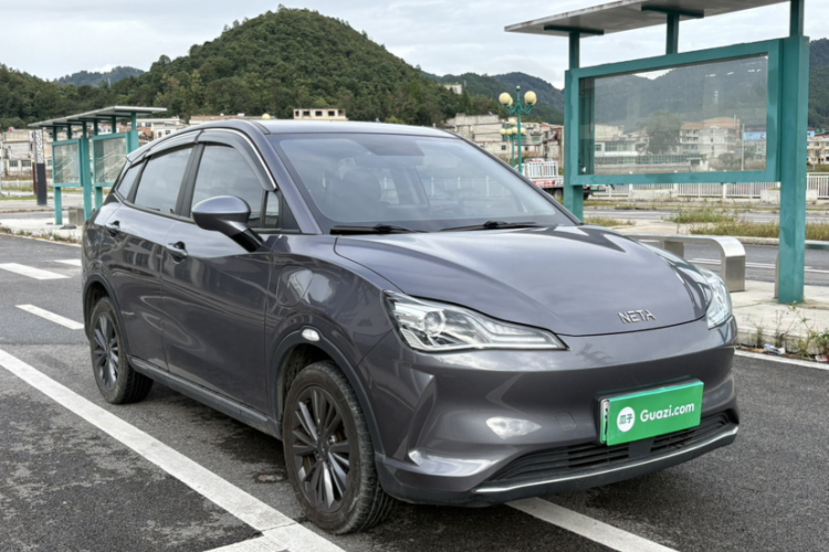 哪吒汽车 哪吒V 2022款 潮 400 Lite车身外观6007