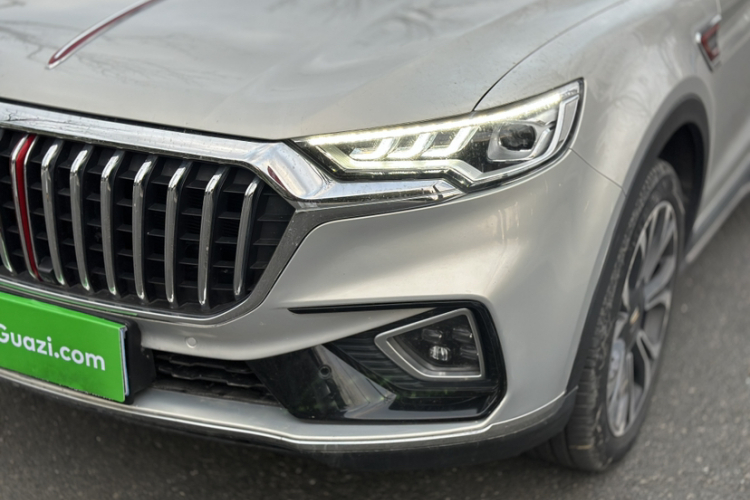 红旗HS5 2019款 2.0T 智联旗享四驱版局部细节36