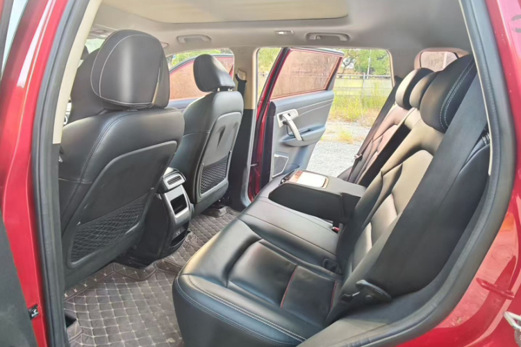 吉利汽车 博越 2018款 1.8TD 手动两驱智联型4G互联版中控内饰7003