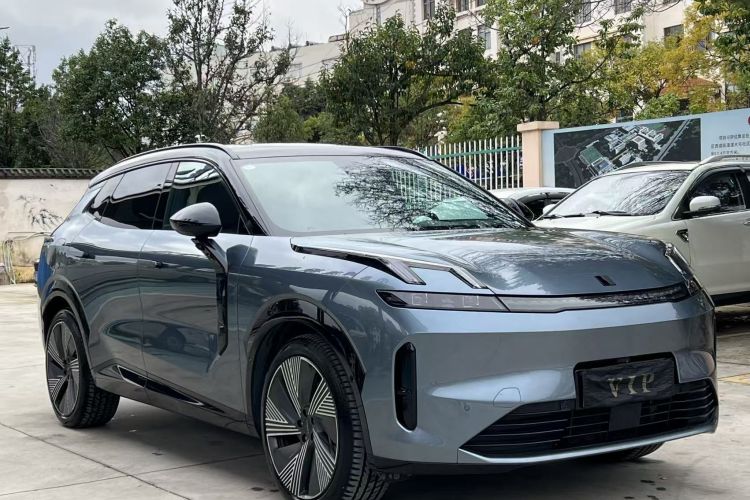 领克08 EM-P 2025款 220km 四驱性能Halo车身外观6002