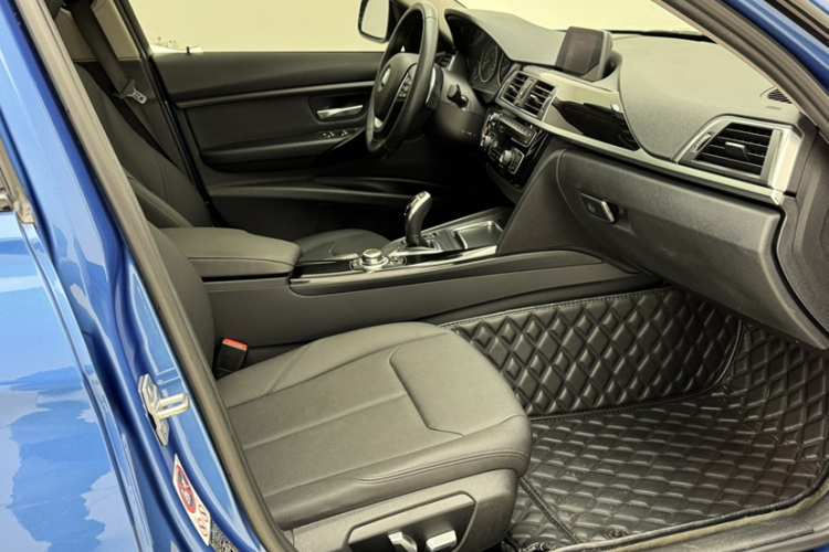 宝马3系 2017款 320Li M运动型局部细节41