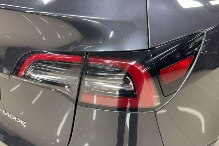 特斯拉 Model Y 2024款 长续航全轮驱动版车身外观6008