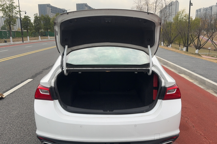 雪佛兰 迈锐宝XL 2019款 535T CVT锐行版局部细节23