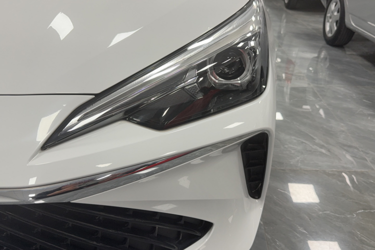 荣威i5 2023款 1.5L 手动舒享版局部细节36