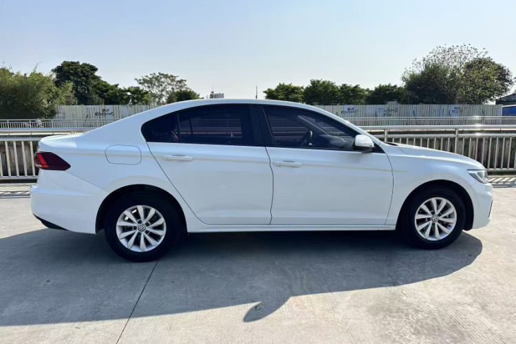 大众 宝来 2020款 1.5L 自动时尚型车身外观6005