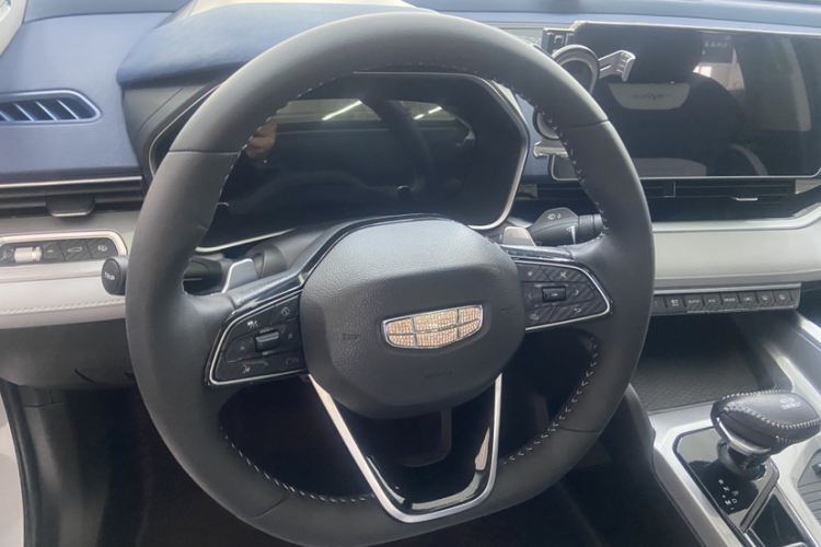 吉利汽车 星瑞 2021款 改款 2.0TD 尊贵型中控内饰7003