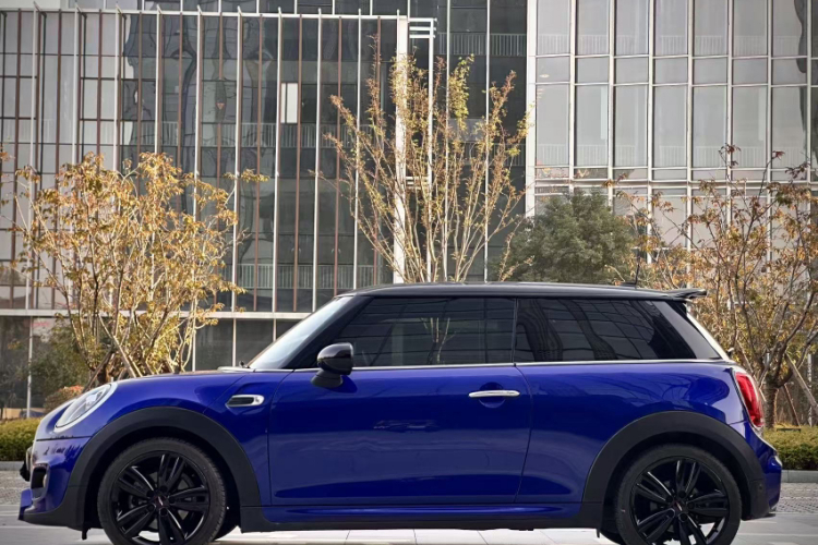 MINI 2018款 1.5T COOPER 赛车手车身外观6005