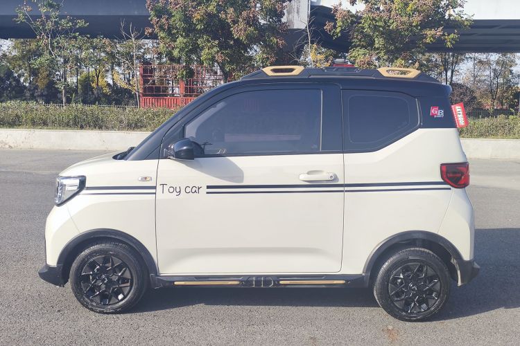 五菱汽车 宏光MINIEV 2022款 GAMEBOY 200km 玩咖款 磷酸铁锂车身外观6007