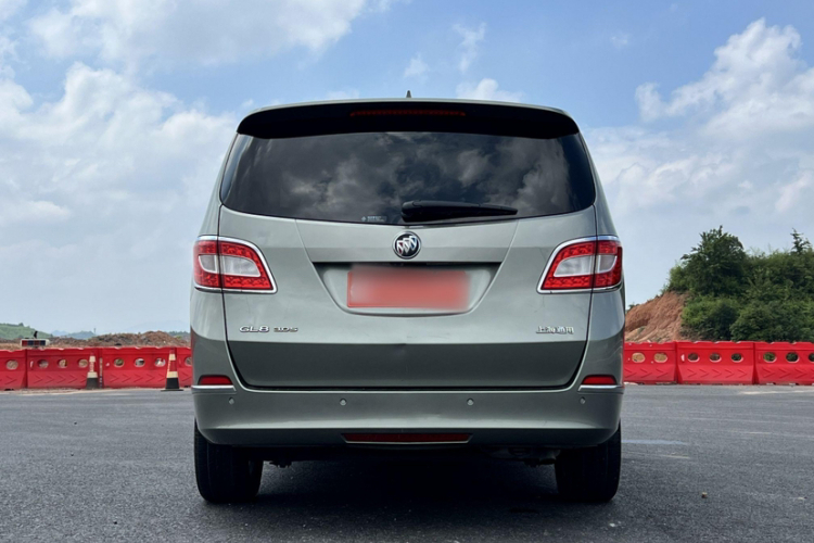 别克GL8 2013款 3.0L XT豪华商务旗舰版车身外观6007