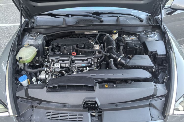 现代 索纳塔 2020款 270TGDi DCT GLS精英版局部细节24