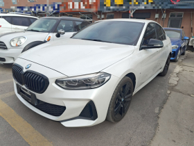 宝马1系 2022款 125i M运动曜夜版