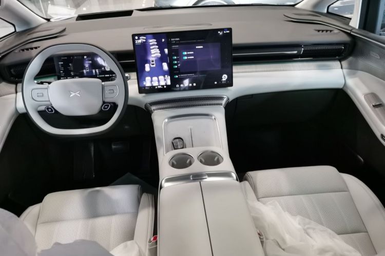 小鹏X9 2026款 增程版 1602 Ultra中控内饰7001