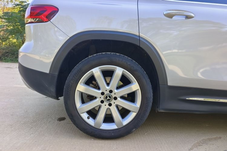 奔驰GLB 2020款 GLB 200 时尚型车身外观6012