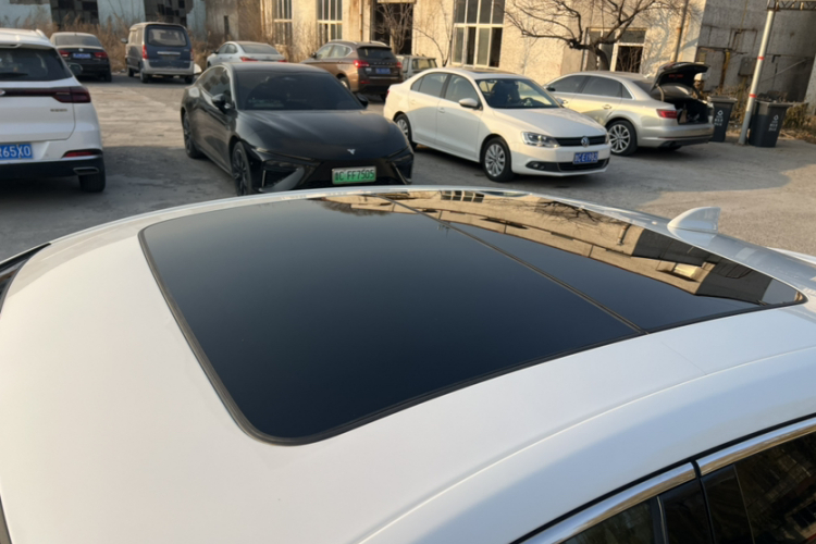 本田 雅阁 2023款 260TURBO 卓越版车身外观6008