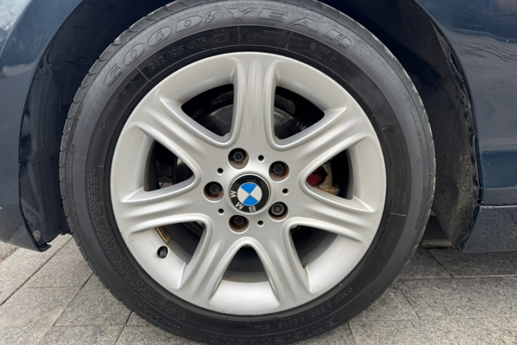 宝马1系(进口) 2013款 改款 116i 领先型车身外观6005