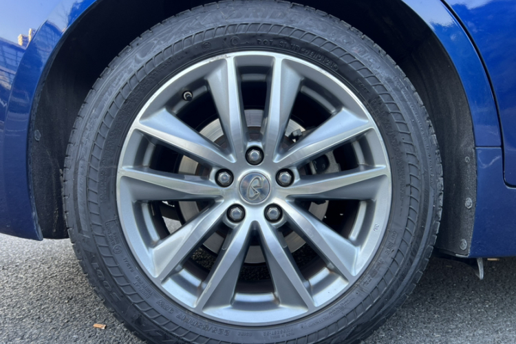 英菲尼迪Q50L 2016款 2.0T 悦享版车身外观6006