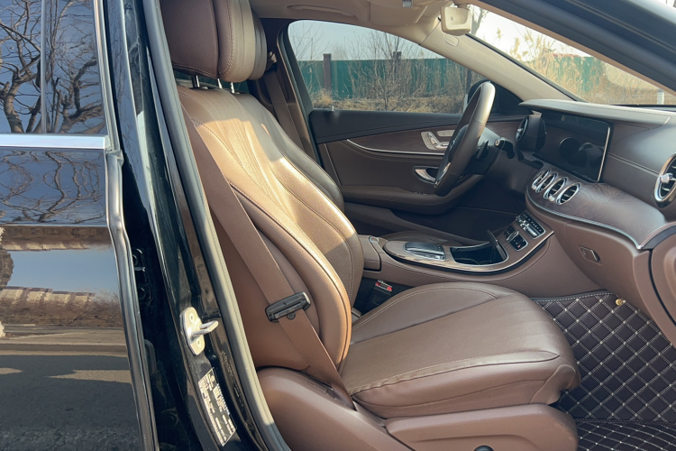 奔驰E级 2020款 改款 E 300 L 时尚型局部细节41