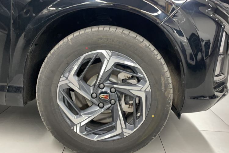 红旗HS3 2023款 1.5T 两驱善为版局部细节9001