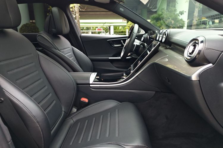 奔驰C级 2022款 C 260 L 运动版局部细节41